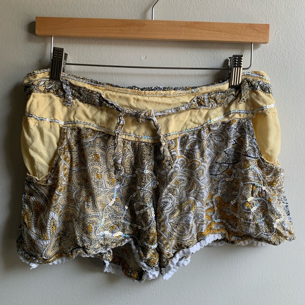 41. Boho Paisley Yellow Women's Shorts
